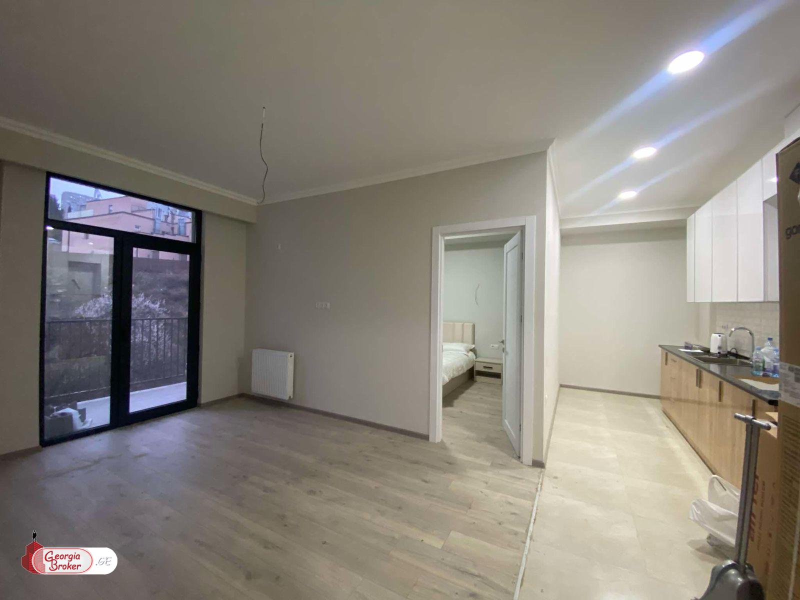 იყიდება ახალი გარემონტებული 2 ოთახიანი ბინა